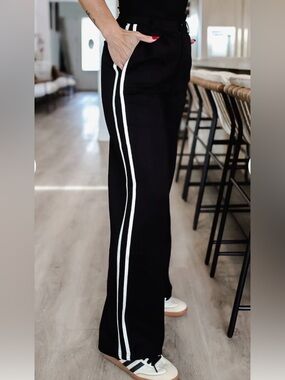 🖤 White Birch Black Side Stripe Pants – Chic & Sporty Sz Lg Never Worn